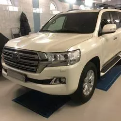 Toyota Land Cruiser 200 2016